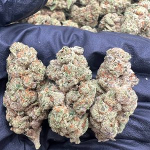 White Cherry Glitterbomb